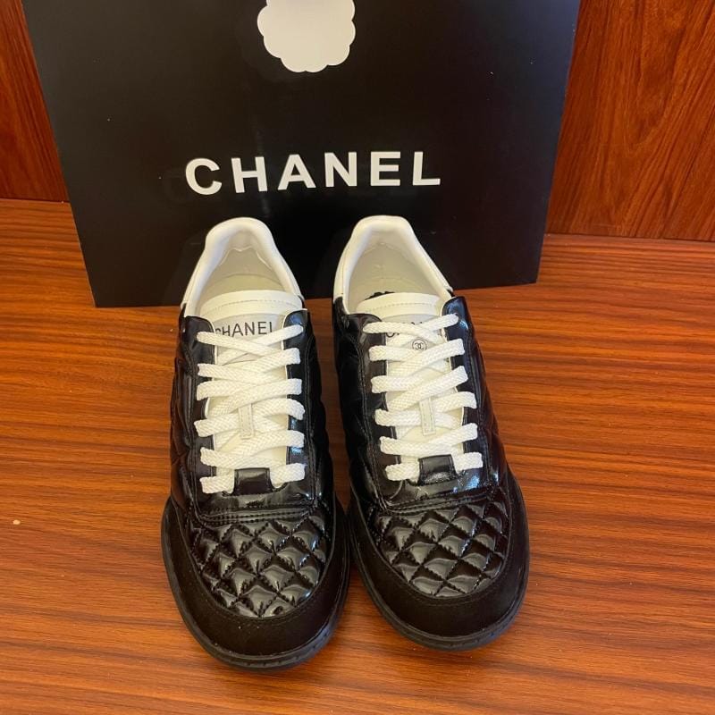 2024 New Chanel Chanel Black and White Panda Complete Baseball Shoes / relaxed sports shoes