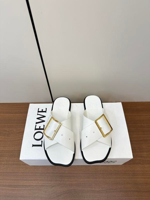 LOEWE 2025 Start of spring New Fashion Fashion Fashion Internet Internet