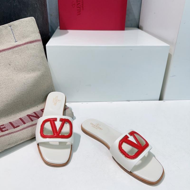 Valentino 2025 Spring and Summer New Flat Pantoufles in VV