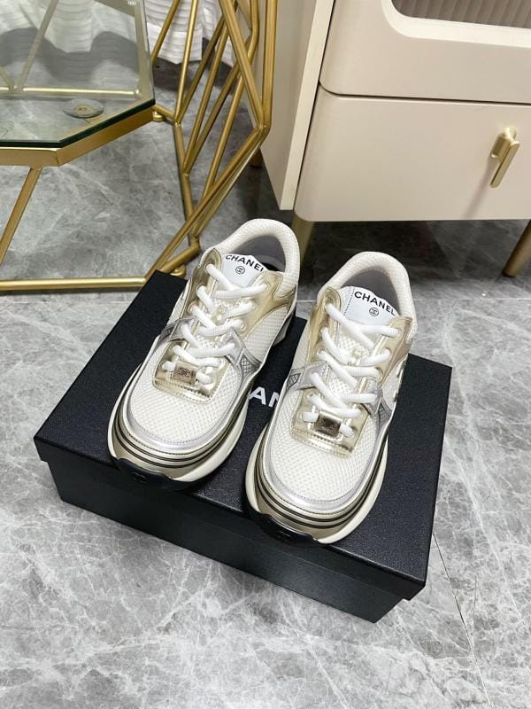 Chanel 2023 Vacation series in early spring The last relaxed sports shoes