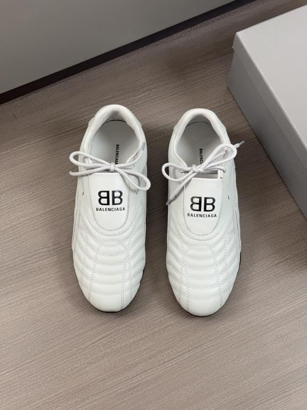 Low-top Balenciaga Comfortable relaxed shoes