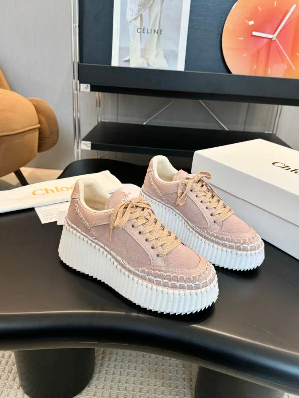 2024 Chloe Counter simultaneously launches new sandals