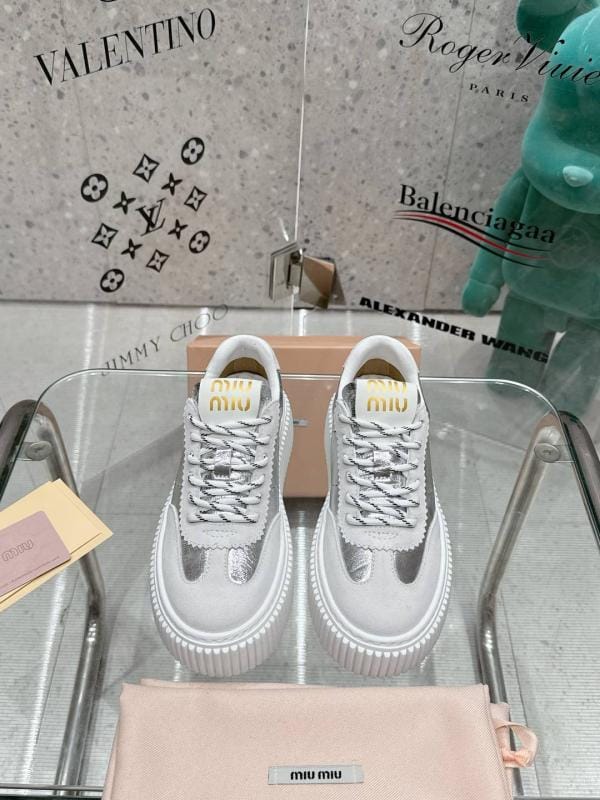 Miu Miu new dirty shoes with retro American laces