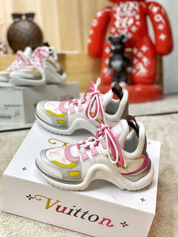 Lv classic hot casual sports shoes for women