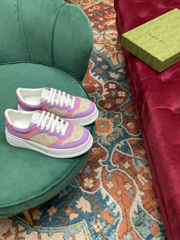 Gucci Light Luxury Retro Couple Punching White Shoes