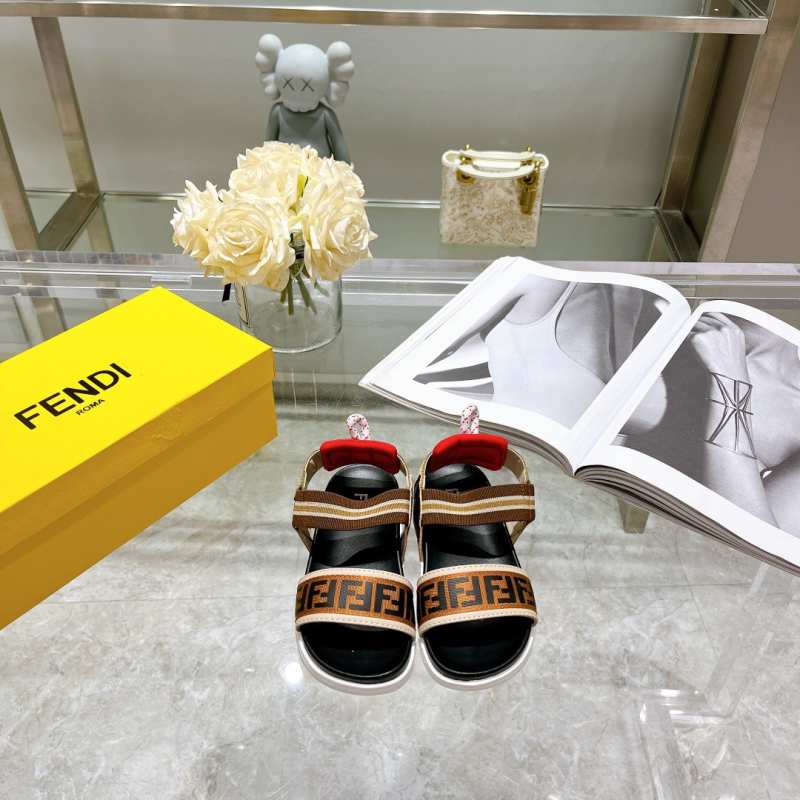 Fendi summer sandals 2022