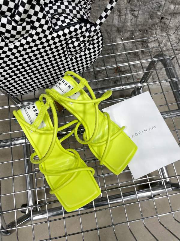 Jinliyuan's French cross -heeled shoes