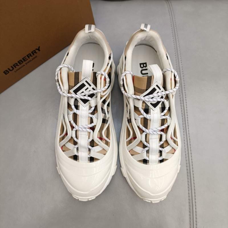Burberry B's Original Single Boutique Fashion Show Union Sports Sports Sports