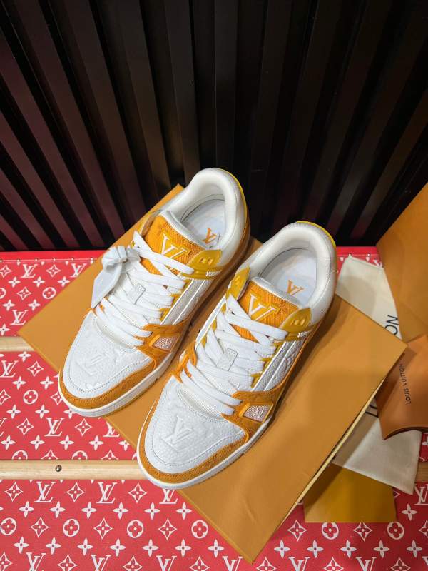 Louis Vuitton Louis Vuitton Yellow and white trainer relaxed shoes