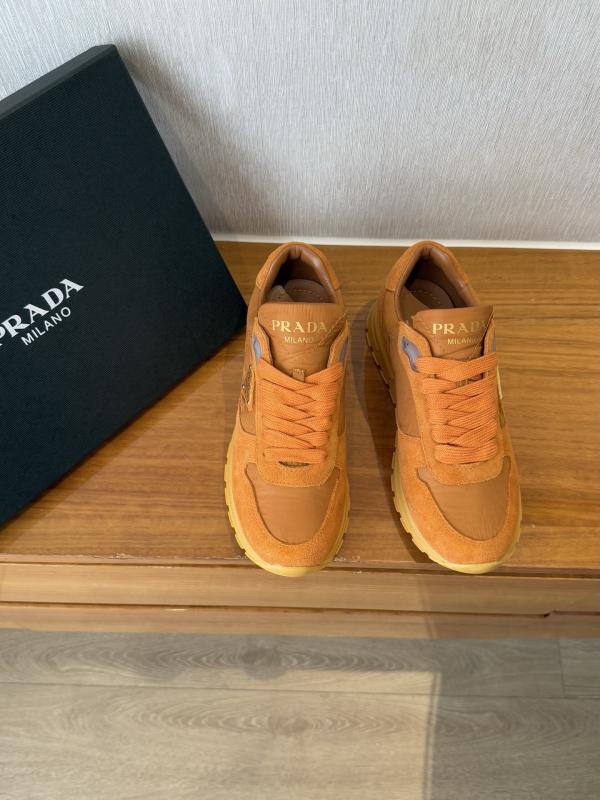 Prada 2025 Spring and summer triangle casual sneakers