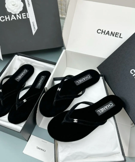 Chanel's latest velvet flip-flops best quality on sale brand copy shoes