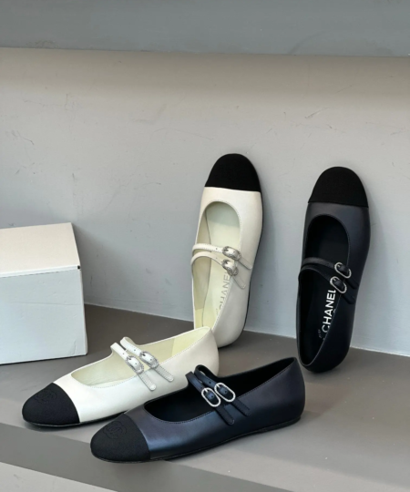 Top version 𝐂𝐇𝐀𝐍𝐄𝐋 Chanel Double-Belt Diamond Buckle Retro Mary Jean single flate shoes