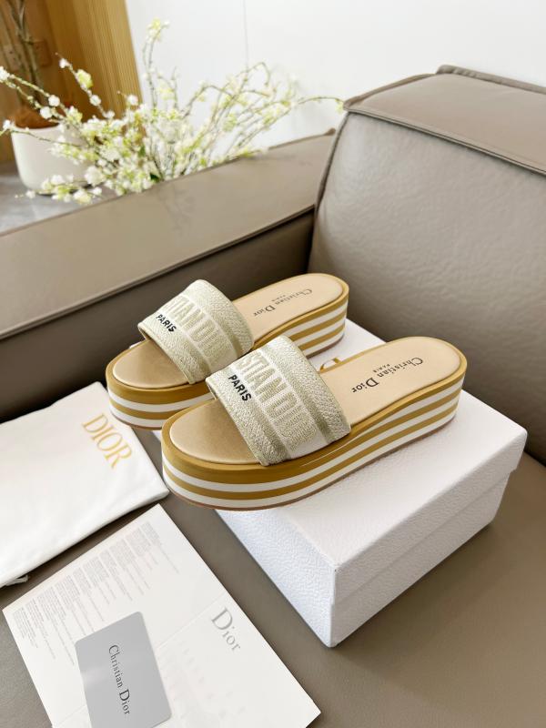 Dior spring and summer new jelly flat color and color color sole for women