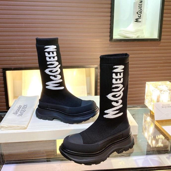Alexander McQueen Alexander McQueen 2022 Boots of flying socks at the beginning of autumn