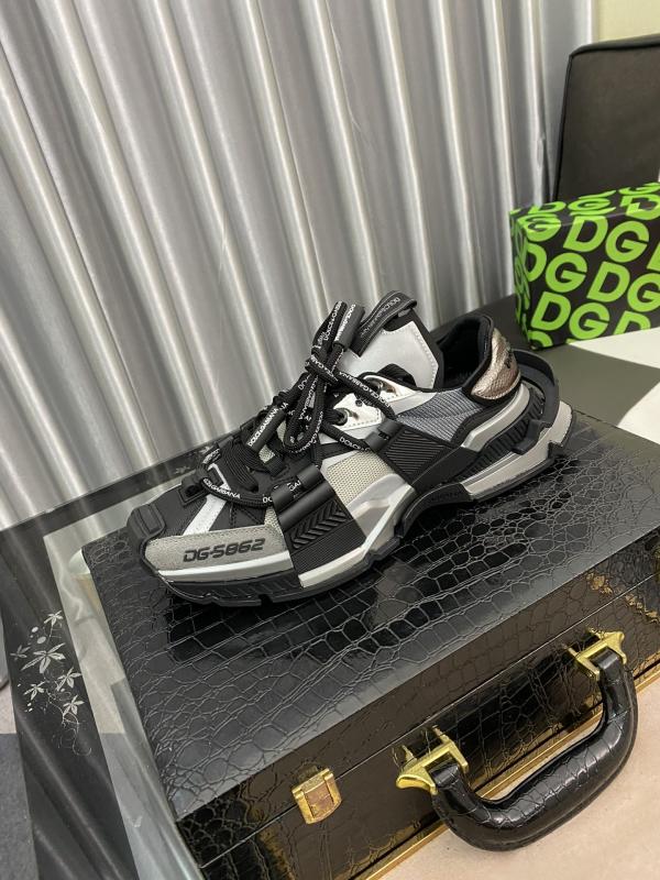 Dolce & Gabbana 2022 Beginning of spring New Dad