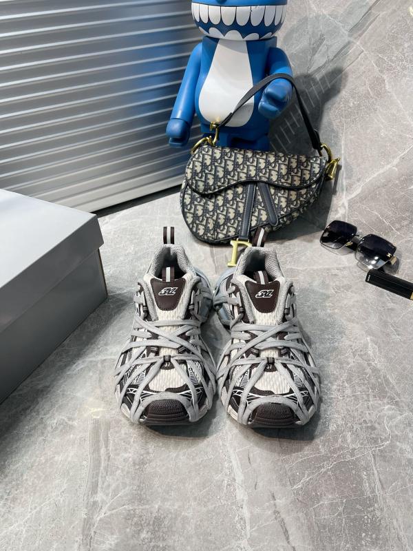 Balenciaga New Color corresponding to tenth generation sneakers (Spider-man)