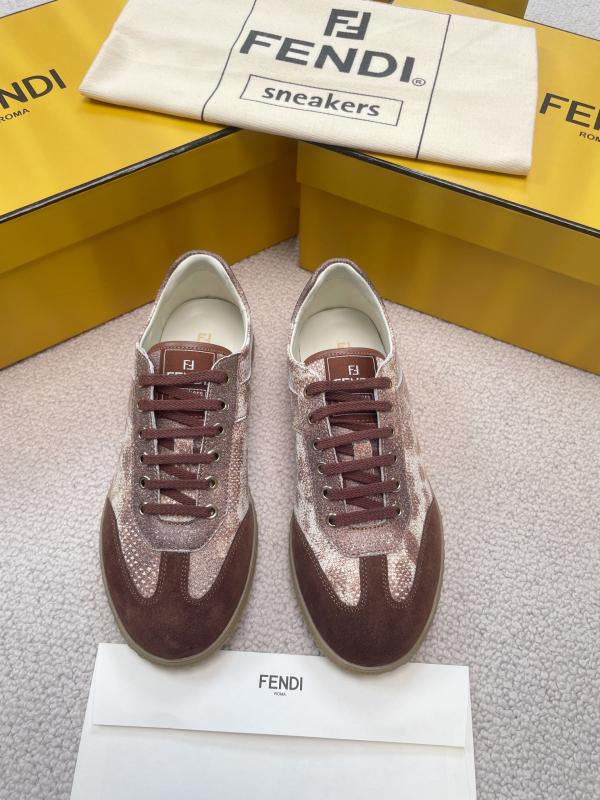Fendi 2024 German training shoes for couples