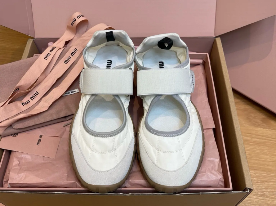 Lv Gym Shoes