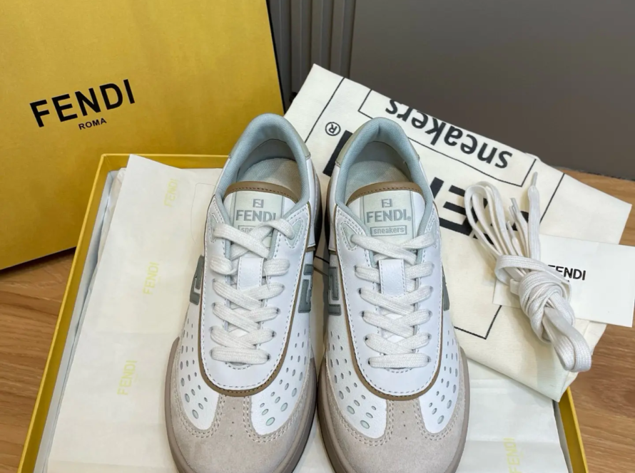 Fendi 2025 New Casual Shoes Vintage classic style (1)