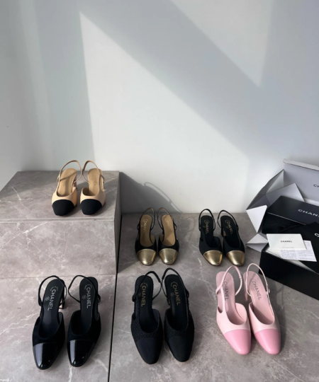 Chanel Classic Sling Back Thick Heel Flojos Sandals