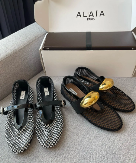 【 𝐀𝐥𝐚𝐢𝐚 】 Hollow mesh full diamond flat bottomed Mary Jane ballet shoes (1)