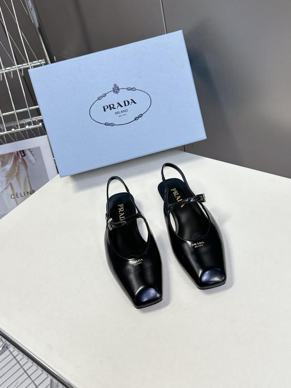 Spring Prada and was square heel slippers