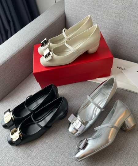 【Ferragamo】Square-toed bow-buckle Mary Jane ballet high heels (1)
