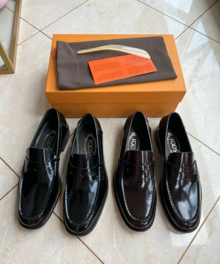 TODS Casual Leather Shoes (1)