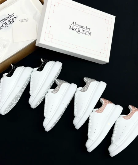 Alexander McQueen Crystal Diamond-Tailed White Sneakers factory wholesale (3)