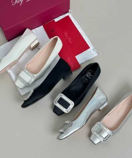 Roger Vivier] limited edition RV mid-heel diamond buckle shoes (3)